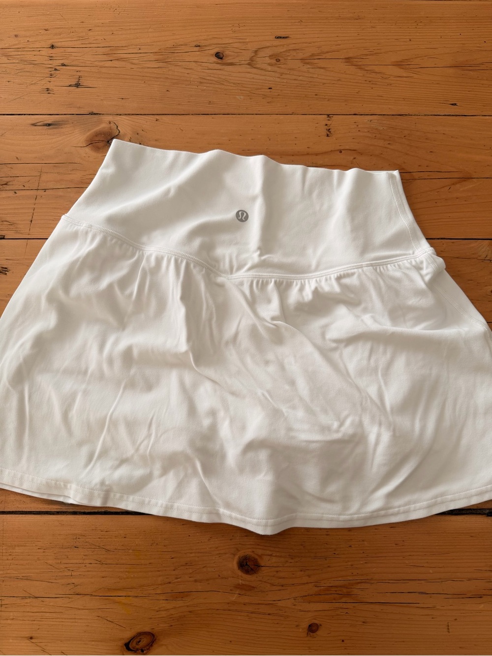 White lululemon skirt
